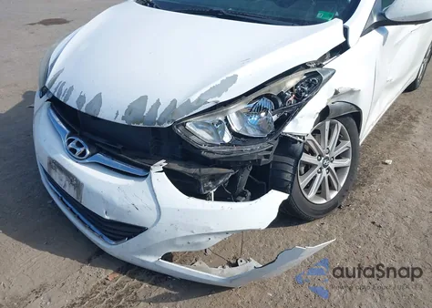 2014 Hyundai Elantra Se z USA, uszkodzony, nr VIN 5NPDH4AE6EH513632
